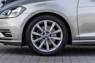 Volkswagen Golf 1.4 TSI Highline Business | DSG  | Virtual | ACC | Carplay / 19