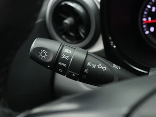 Hyundai i10 1.0 Premium Navigatie | Camera | Climate control / 22