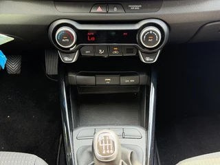 KIA Stonic 1.0 T-GDi 100pk DynamicPlusLine / 19