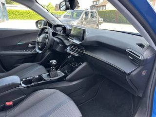 Peugeot 2008 1.2 Turbo 130 PK Allure Pack | Trekhaak 1200 KG | Navigatie | 3D Virtual Cockpit | Stoelverwarming | LED Verlichting | Half Lederen Bekleding | Keyless Start | Climate Control | Cruise Control | 17 Inch Lichtmetalen Velgen | / 39
