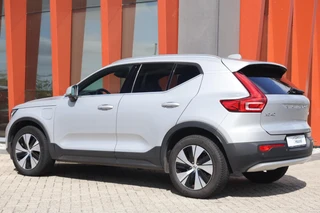 Volvo XC40 T4 Recharge Core Bright | Stoelverwarming | Trekhaak | Parkeercamera  | Keyless / 4