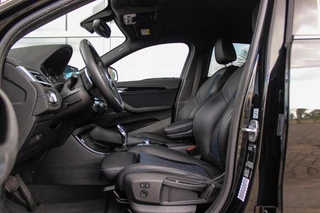 BMW X2 sDrive20i High Executive Edition | M-sport | Driving Assistant Plus | Camera | Apple Carplay | File assistent | Active cruise control | Park Assistant | DAB | Sportstoelen | LED / 14