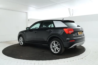 Audi Q2 1.4 TFSI CoDS-line  Automaat, Stoelverwarming, Virtual, Leer, / 4