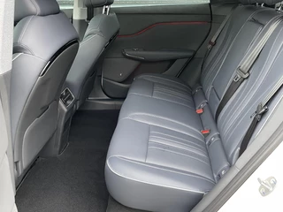 Voyah Courage Business Edition 80 kWh / 11