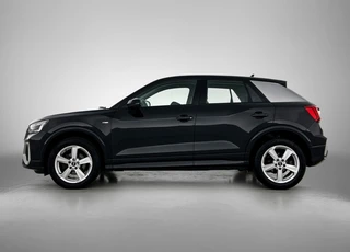 Audi Q2 35 TFSI S Edition Automaat | Adaptive Cruise | Stoelverwarming | CarPlay | Camera | Parkeersensoren / 4