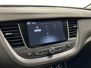Opel Grandland X 1.2 Turbo Innovation CAMERA NAVI LM CARPLAY ECC CRUISE. / 27