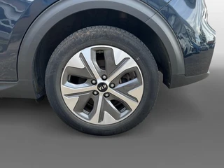 Kia e-Niro DynamicPlusLine 64 kWh | Stoelverwarming | Keyless entry | Schuifdak / 29