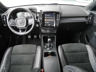 Volvo XC40 1.5 T3 Momentum Business | Zwart dak | Navigatie | Adaptieve Cruise control | Camera | Elektrische achterklep | Elektrisch verstelbare stoelen met geheugen / 9