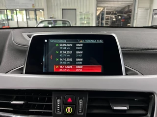 BMW X2 SDrive18i Executive / NL-auto / Navigatie / 34