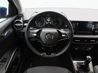 Škoda Fabia 1.0 MPi Ambition | Cruise Control | Airco | CarPlay | Parkeersensoren | 64.451 Km !! / 31