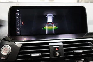 BMW X3 xDrive30i High Executive xLine Automaat  / Panoramadak / Trekhaak / Sportstoelen / Leder / 19 Inch / Driving Assistant Plus / Hifi / LED / Head-Up Display / Achteruitrijcamera / Stoelverwarming / Adaptief Onderstel / Multifunctioneel Instrumentenpaneel / 44