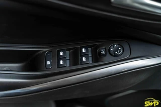 Opel Grandland X 1.2 Turbo Innovation | Navi | Camera / 8