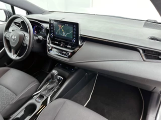 Toyota Corolla 2.0 Hybrid Business Sport Intro | Automaat | Adaptive cruise | Stuur & stoelverwarming | Navigatie | Camera / 6