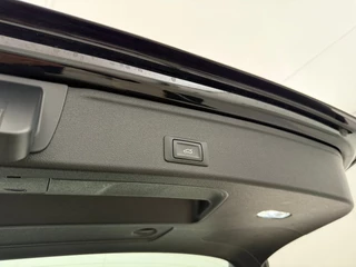 Audi A4 Avant 40 TFSI Sport | Automaat | Cruise control | Stoelverwarming | CarPlay | Parkeersensoren / 14