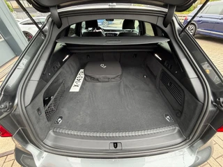 Audi A6 Avant 55 TFSI e quattro Competition / Pano / TopView / Trekhaak / 367PK / Zeer kompleet !! / 50