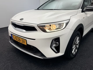 Kia Stonic 1.0 T-GDi MHEV DynamicLine Trekhaak | Navigatie | Camera | Carplay&Android / 24