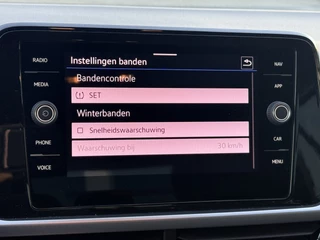 Volkswagen T-Roc 1.0 TSI Life  | LED | Apple Carplay | Adapt. Cruise | DAB+ | PDC v+a incl. Camera / 45