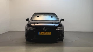 Volkswagen Golf 1.0 TSI 110pk Life Sfeerverlichting Navigatie Parkeersensoren App-Connect / 16