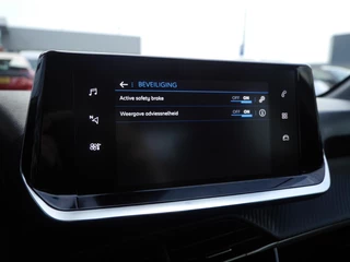 Peugeot 208 1.2 PureTech Active | Airco | Navigatie | Cruise control | Apple carplay/ Android auto | Dab radio | Led dag rijverlichting | Rijstrooksensor met correctie / 32