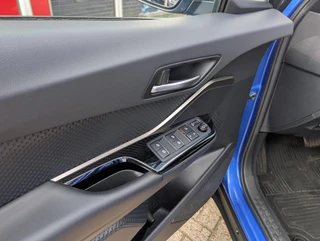 Toyota C-HR 1.8 Hybrid Bi-Tone 100% OH AIRCO NAVIGATIE ADAPTIVE CRUISE CONTROL / 11