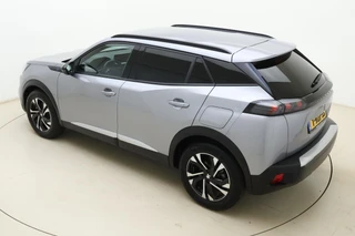 Peugeot e-2008 EV Allure 50 kWh | 100% SOH! l Apple Carplay/Android Auto l Bluetooth l DAB l Cruise Control l Climate Control l Navigatie l Lichtmetalen Velgen l PDC Achter / 5