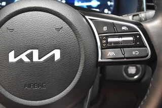Kia Ceed 1.0 T-GDi 100pk Design Edition / 18