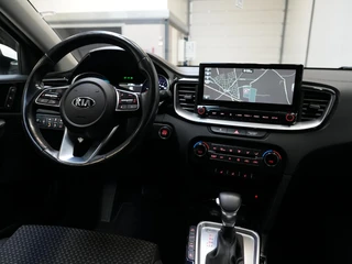 Kia Ceed Sportswagon 1.6 GDI PHEV DynamicPlusLine / 20