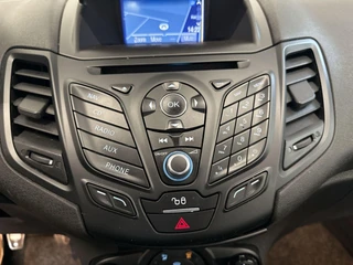 Ford Fiesta 1.0 EcoBoost ST Line MOTOR VERV. | CRUISE | PDC / 39