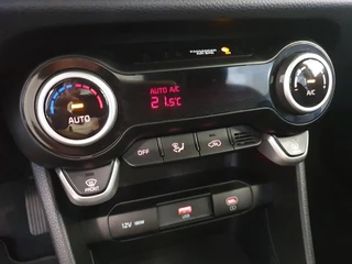 Kia Picanto 1.0 DPI ExecutiveLine | Stoel en stuurverwarming | Navigatie | Camera | Keyless met startknop | Climate control | Cruise control | Getinte ramen achter | / 27