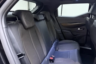 DS 3 Crossback E-Tense Performance Line+ 50 kWh | Navigatie | Camera | Keyless | Lichtmetalen velgen | Parkeersensoren | Extra getint glas / 16