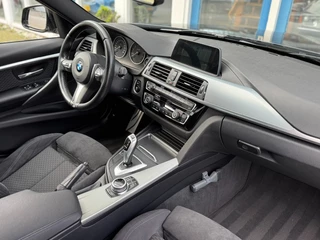 BMW 3 Serie 318i Executive M Sport I Navigatie I Trekhaak I Xenon I Dealer ond. I NL auto / 23