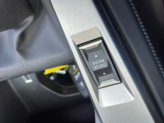 Peugeot 308 1.2 SW PureTech Allure '' Allseason banden - Camera - Infotainmentsystem '' / 33