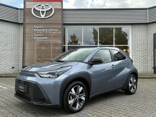 Toyota Aygo X HYBRID 115 PLAY NIEUW & DIRECT LEVERBAAR!!! APPLE/ANDROID CLIMA AD-CRUISE CAMERA 17" LM-VELGEN