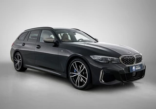 BMW 3-serie Touring M340i xDrive | Individual Citrin Black | M Stoelen | Laser Light | Driving Assistant Prof. | HeadUp Display / 7