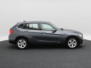 BMW X1 sDrive20i 183 Pk Automaat Executive | Trekhaak | Bi Xenon | Cruise Control | 17 Inch | 132.168 Km !! / 9