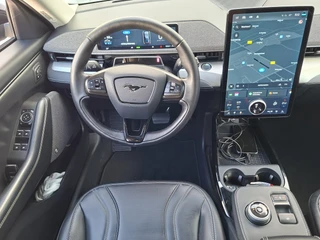 Ford Mustang Mach-E RWD 75 kWh Soh 93.5% Technology Pack Memory Pano.dak 360° B&O LEER / 9