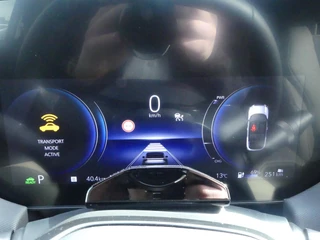 Suzuki e VITARA Style 61 kWh Elektrische bestuurdersstoel, Panoramadak, Half lederen bekl. 360 graden camera, Stuur verwarming / 17