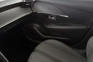 Peugeot 208 1.2 PureTech 75 Active / 30