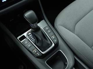 Hyundai IONIQ 1.6 GDi PHEV Comfort Carplay navigatie | Trekhaak | Camera | S / 29