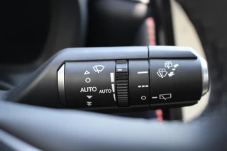 Lexus LBX 1.5 Emotion 2WD / 22