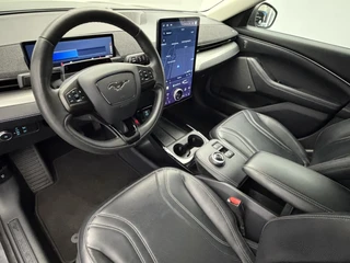 Ford Mustang Mach-E RWD 75 kWh SOH 92,2% Panoramadak | 360° Camera | Bang & Olufsen | Leer | Technology Pack Plus / 8