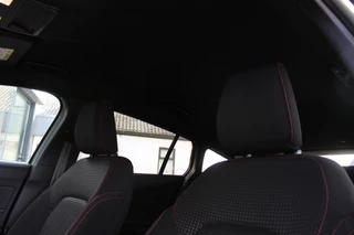 Ford Focus Wagon 1.0 EcoBoost Hybrid ST Line X  | BLIS | Head-Up | Trekhaak | Adaptieve cruise / 21