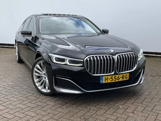 BMW 7 Serie 730d xDrive ACC Pano Softclose 4wielsturing High Executive HUD / 12