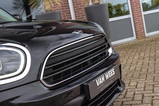 MINI Countryman 1.5 Cooper Essential | 1e eigenaar | NL auto | Driving Assistant | Camera | Sportstuur | Keyless entry | Stoelverwarming | LED | Carplay | DAB | Navigatie | PDC / 49