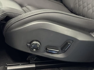 Volvo XC60 2.0 T8 Plug-in hybrid AWD Ultra Dark / 10