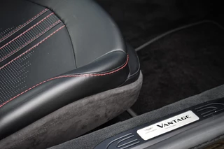 Aston Martin V8 Vantage 4.0 Carbon-ext | Ceramic-brakes | 26dkm / 89
