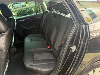 Škoda Kamiq 1.0 TSI Business Edition  Airco-Ecc/Alu wielen/Mistl./Navigatie / 44