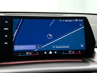 BMW X1 SDrive20i M Sport Trekhaak | Camera | Harman/Kardon | Memory Stoelen | Cruise Control | Stoelverwarming / 32
