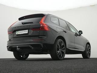 Volvo XC60 2.0 T6 AWD + Black Edition 350PK Pano | Trekhaak / 54