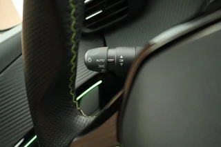Peugeot e-208 EV GT 136pk 50 kWh SOH 91% Camera Navigatie Virtual Cockpit / 16